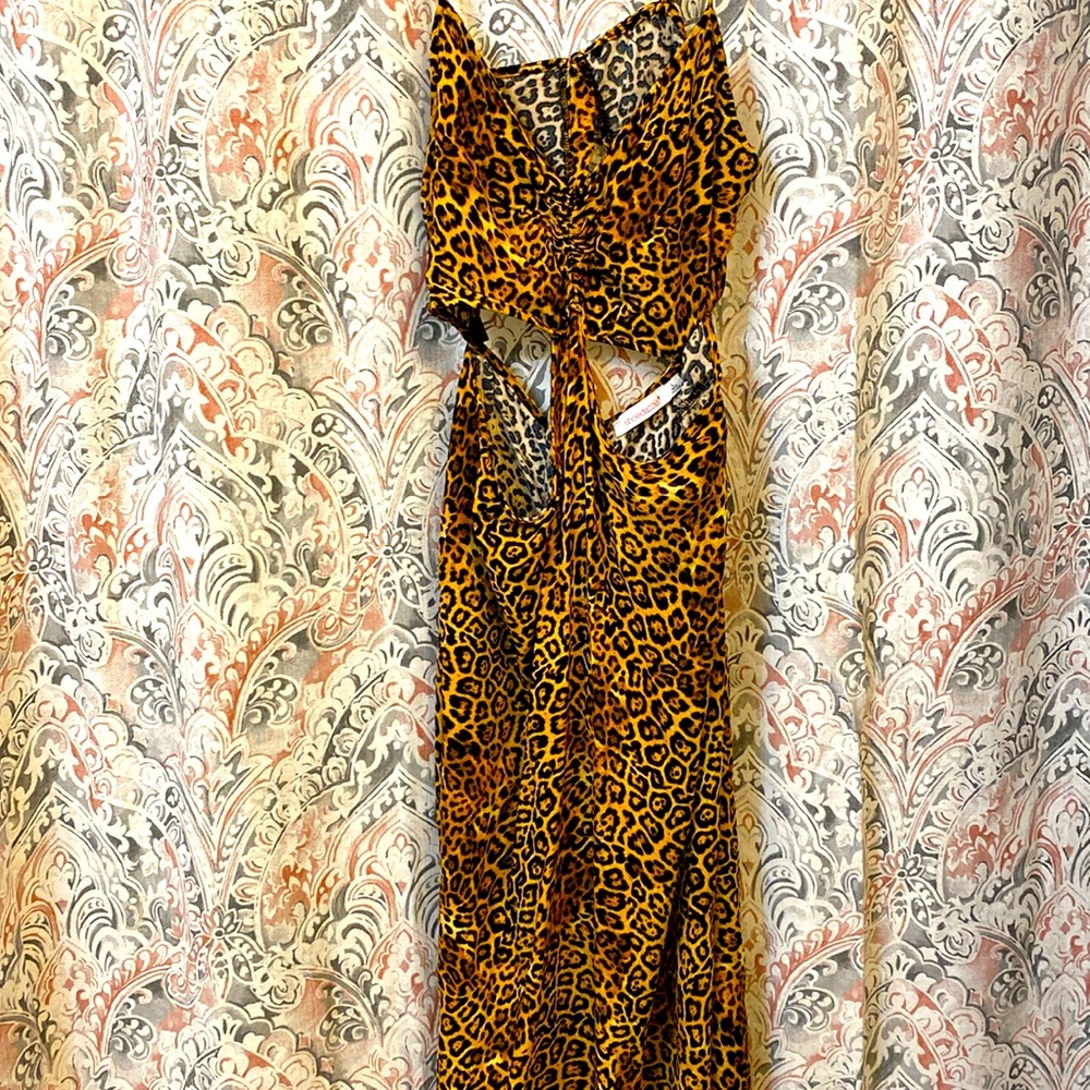 Strapless cheetah print dress